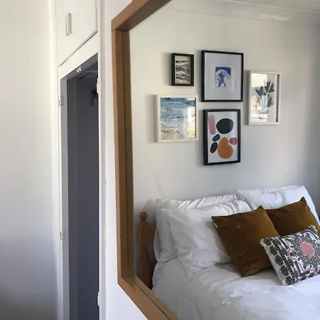 Stylish Close To Beaches Panzió Falmouth